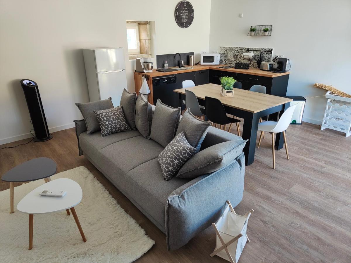 Gite Les Piraudieres Noyant-de-Touraine ภายนอก รูปภาพ