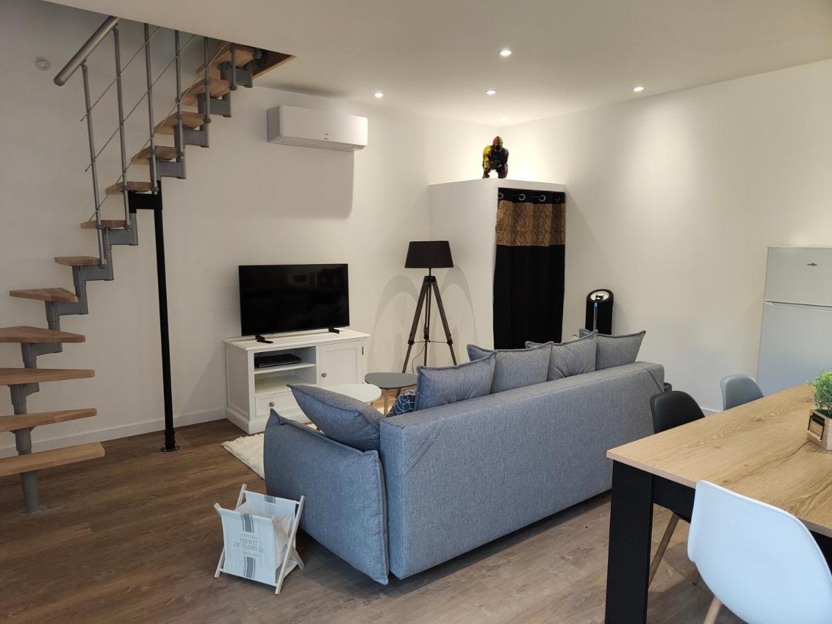 Gite Les Piraudieres Noyant-de-Touraine ภายนอก รูปภาพ